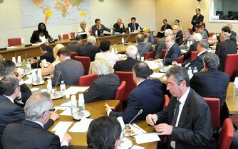 La commission des affaires étrangères : participer à la définition de la politique extérieure de notre pays